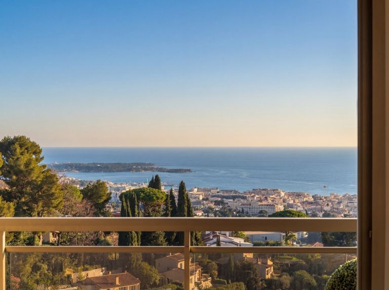 appartement de luxe 2 Pièces en vente sur LE CANNET (06110)