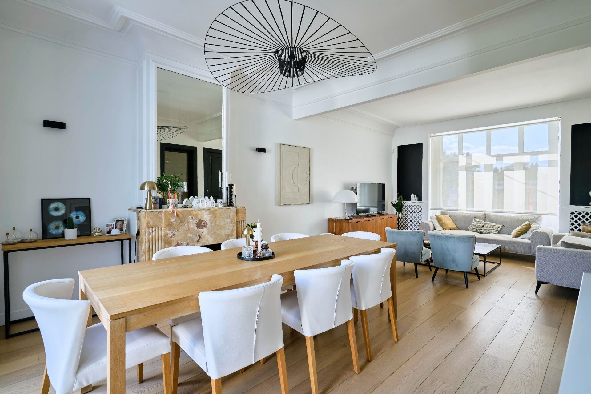 luxury house 6 Rooms for sale on LAMBERSART (59130)
