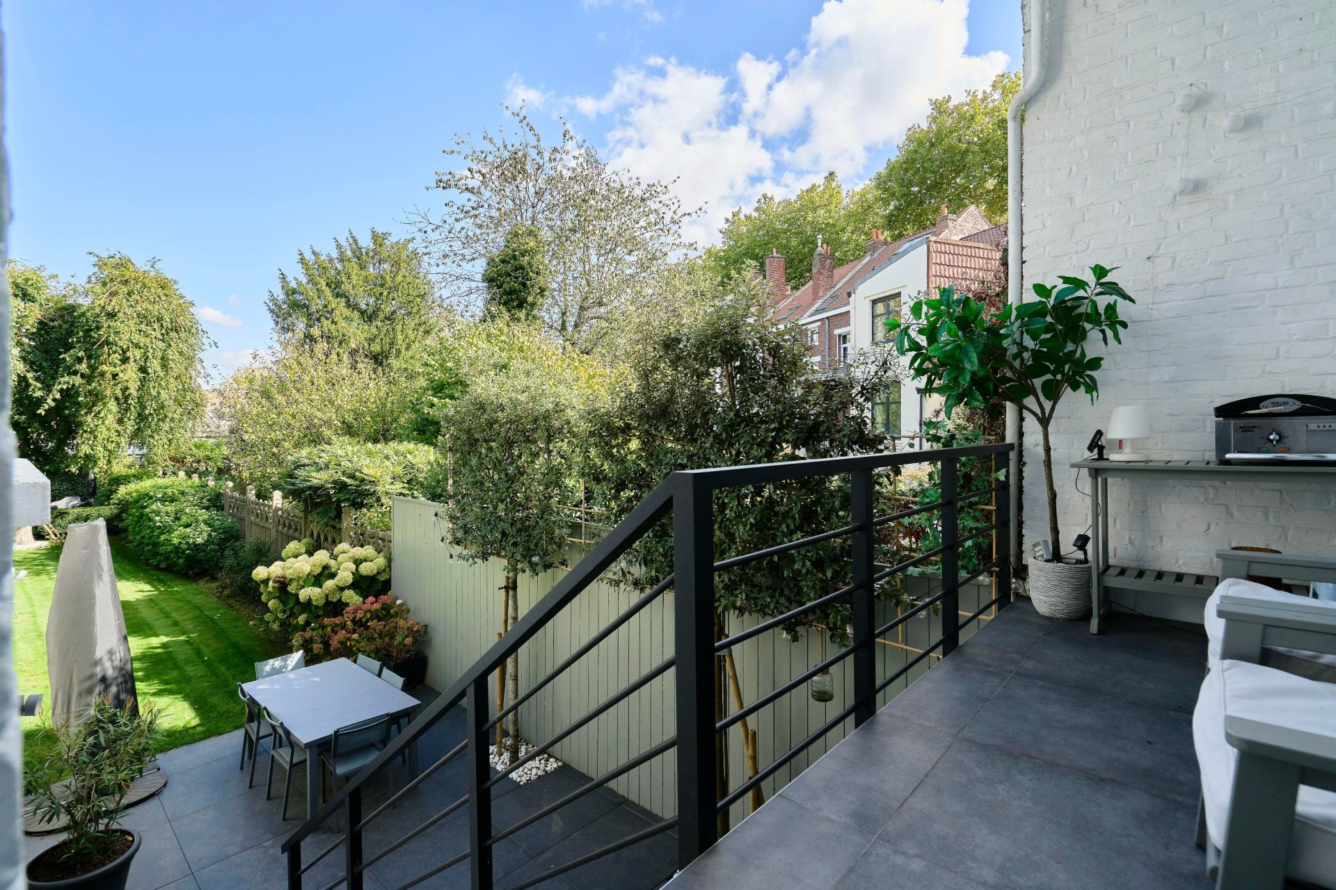 luxury house 6 Rooms for sale on LAMBERSART (59130)