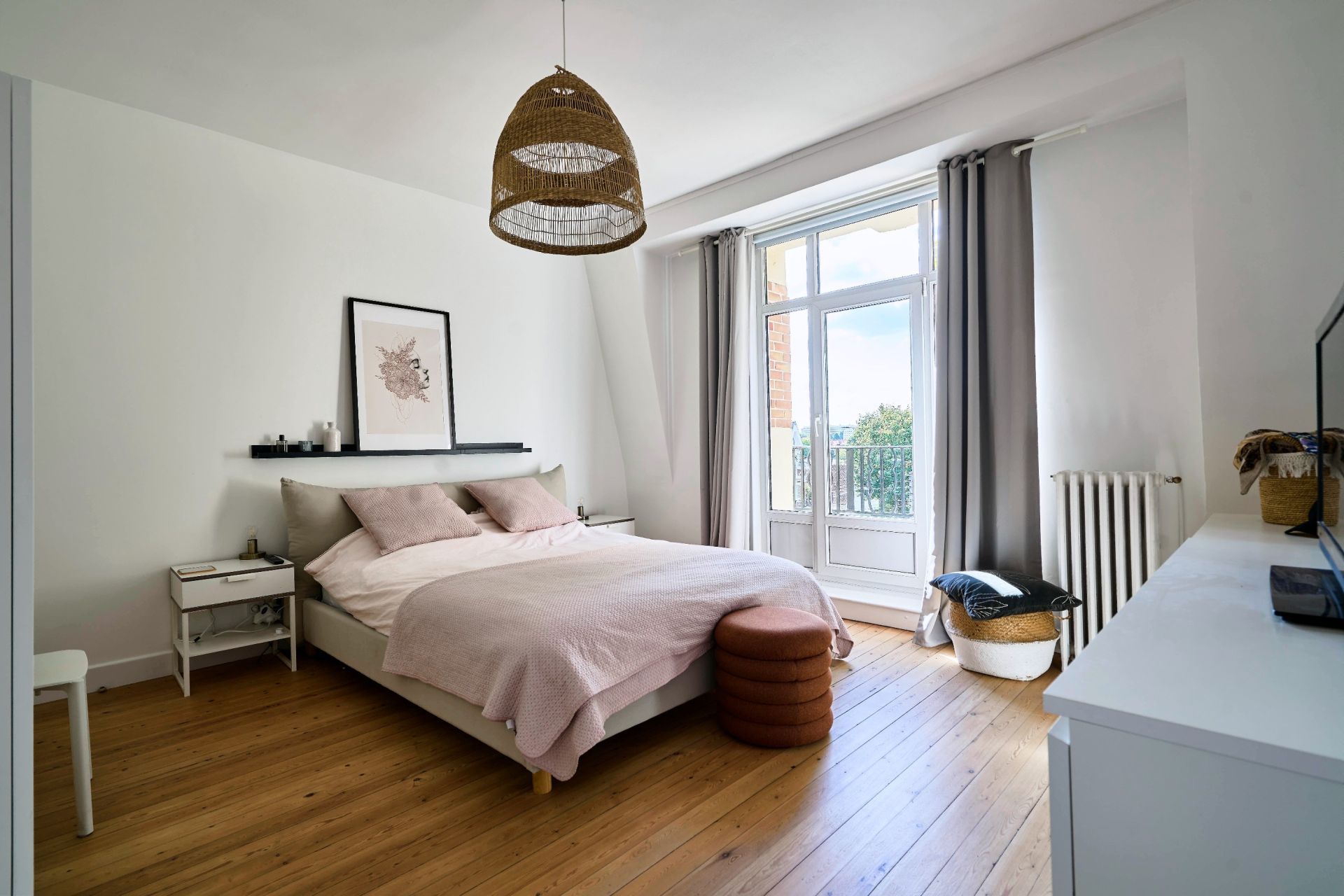 luxury house 6 Rooms for sale on LAMBERSART (59130)