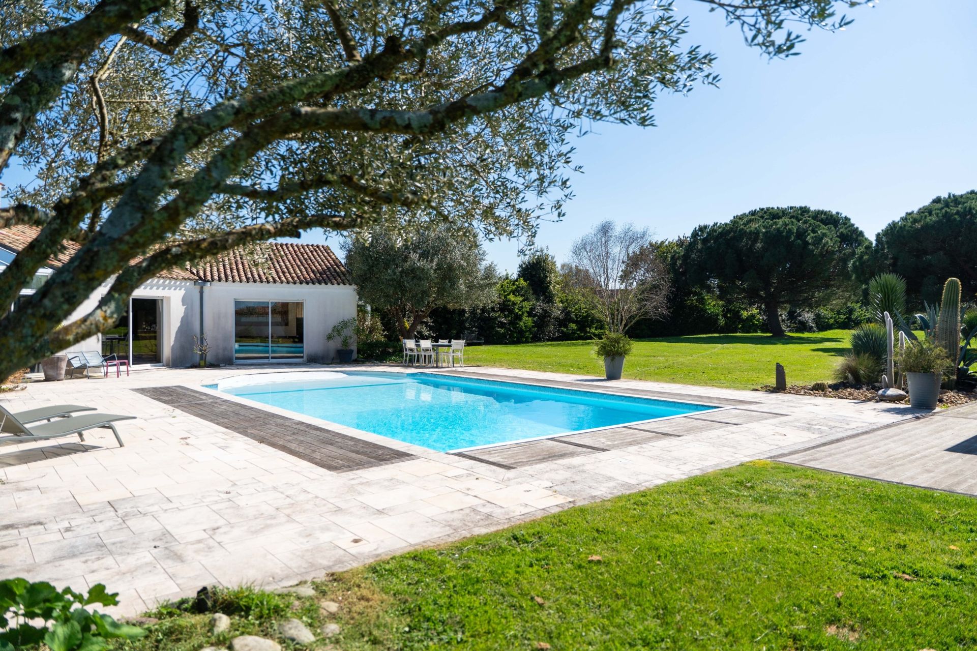maison de luxe 10 Pièces en vente sur DOLUS D OLERON (17550)