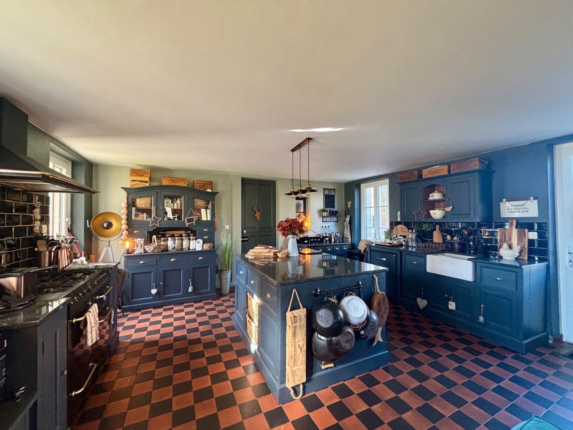 maison de luxe 12 Pièces en vente sur VIERVILLE SUR MER (14710)