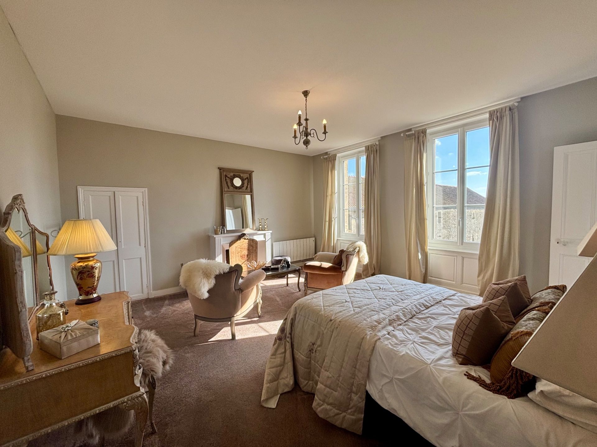 maison de luxe 12 Pièces en vente sur VIERVILLE SUR MER (14710)
