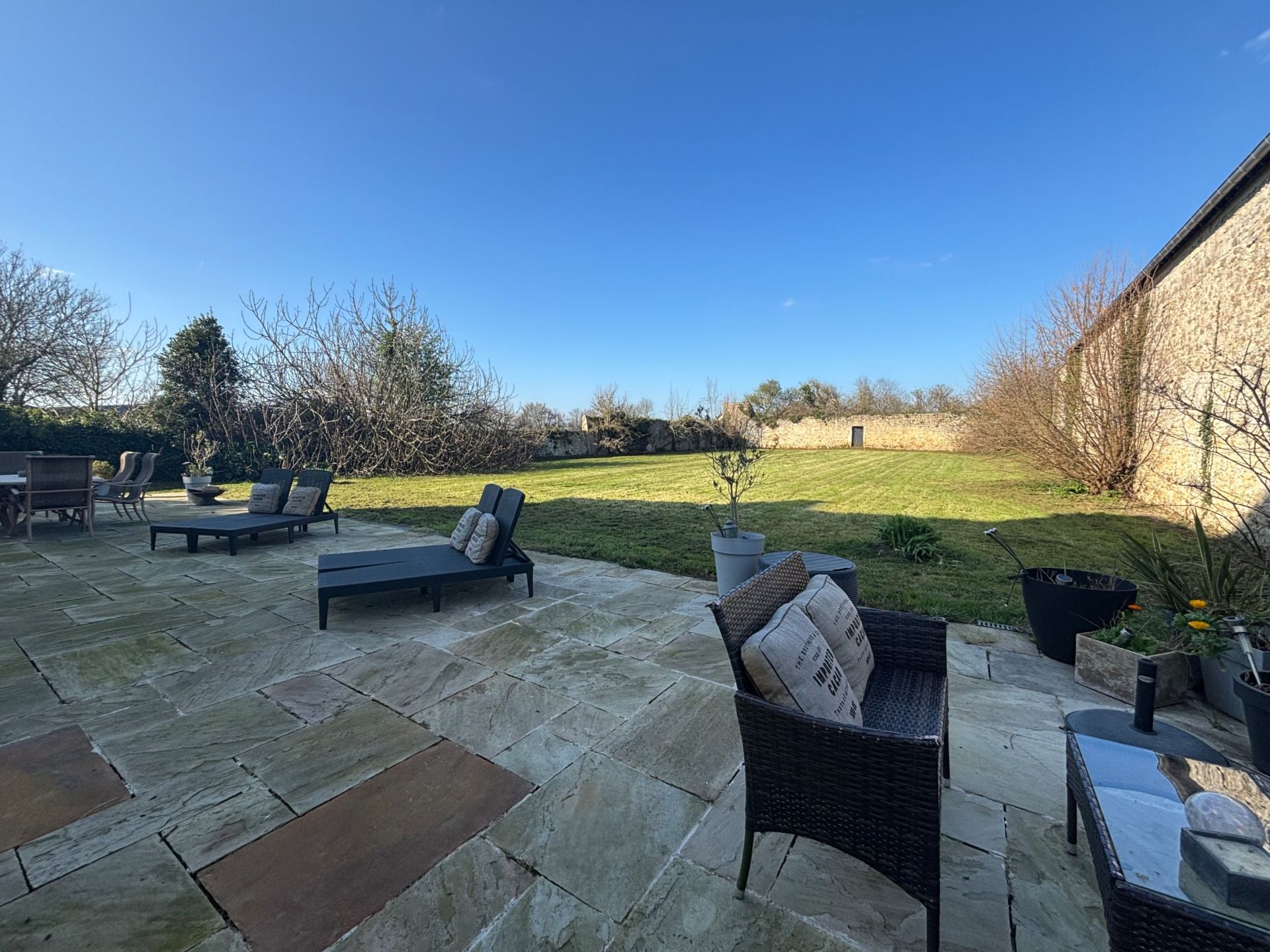 maison de luxe 12 Pièces en vente sur VIERVILLE SUR MER (14710)