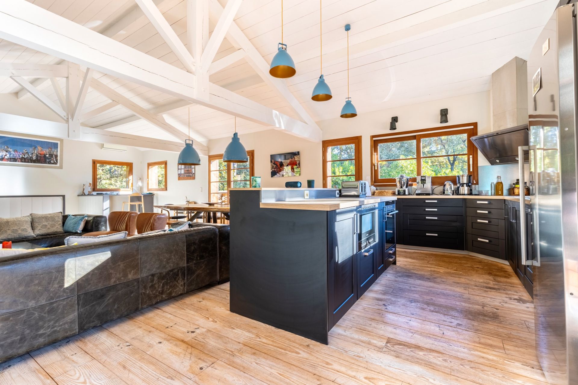 luxury house 8 Rooms for sale on BISCARROSSE (40600)