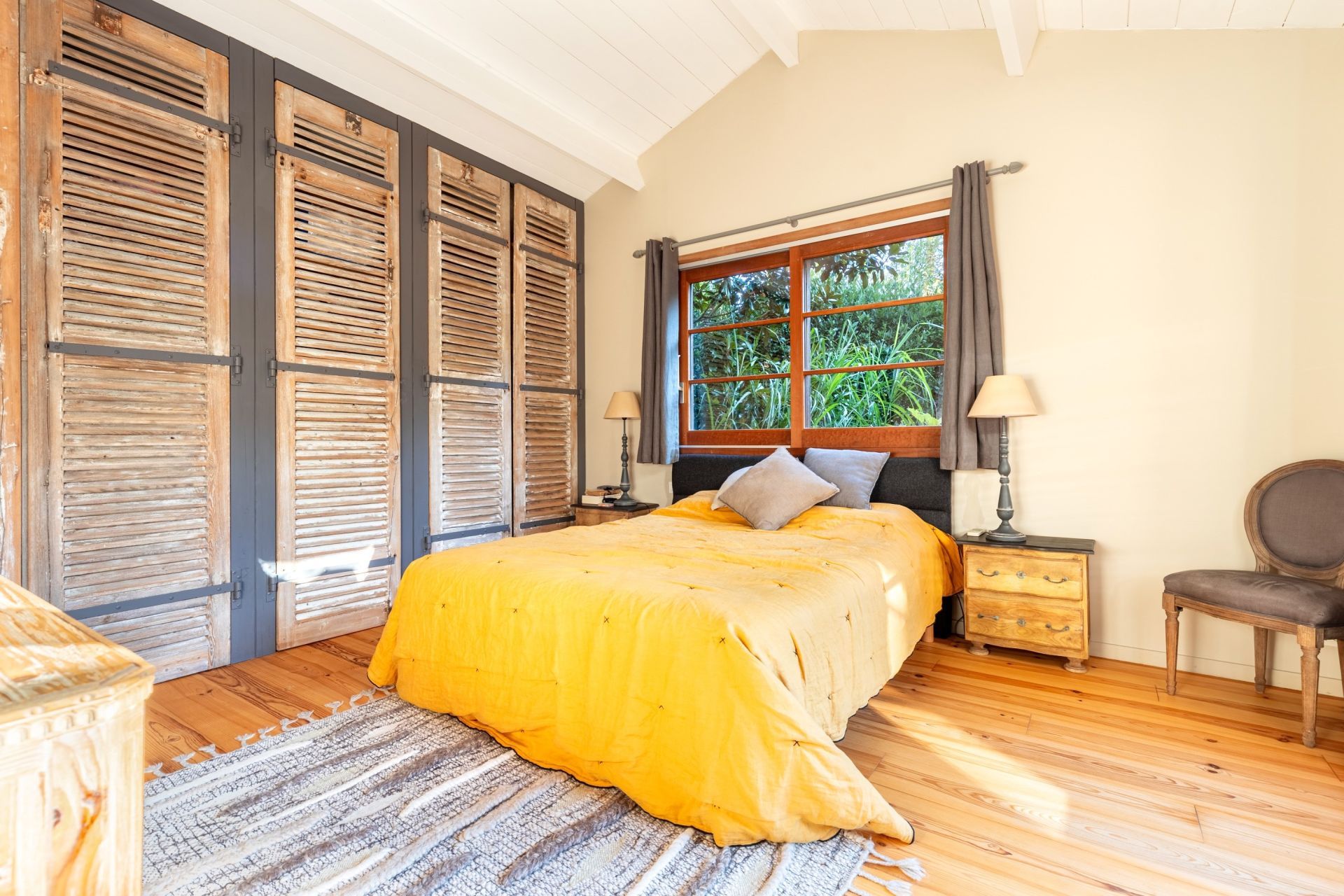 luxury house 8 Rooms for sale on BISCARROSSE (40600)