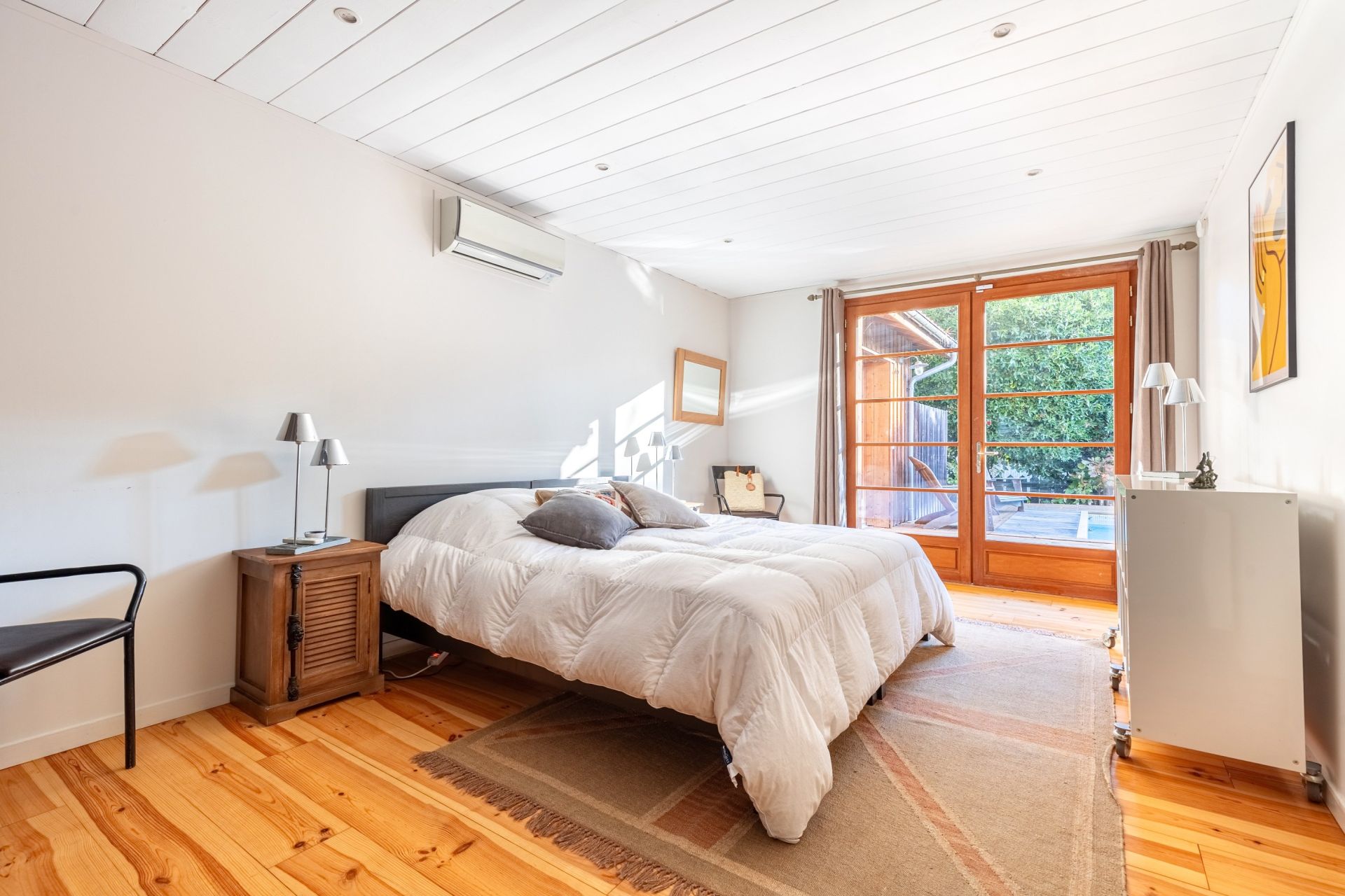 luxury house 8 Rooms for sale on BISCARROSSE (40600)