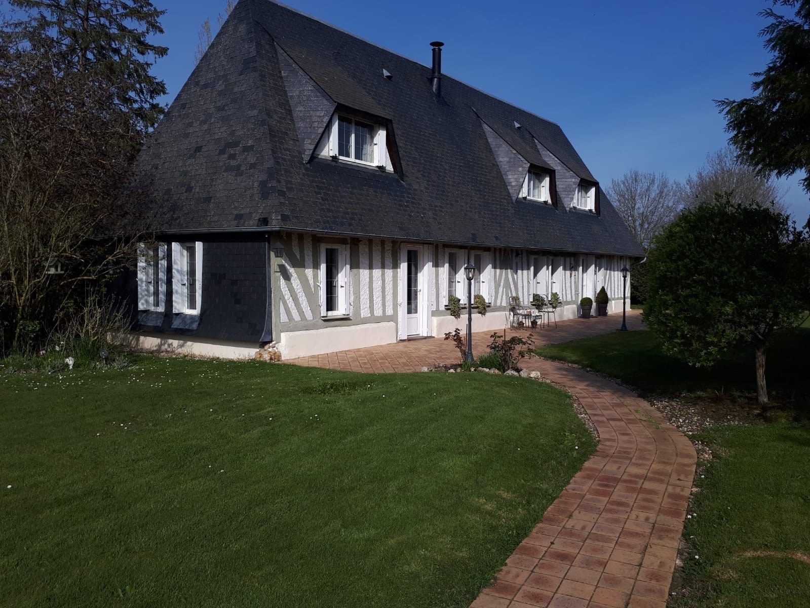 luxury house 5 Rooms for sale on BERNAY (27300)