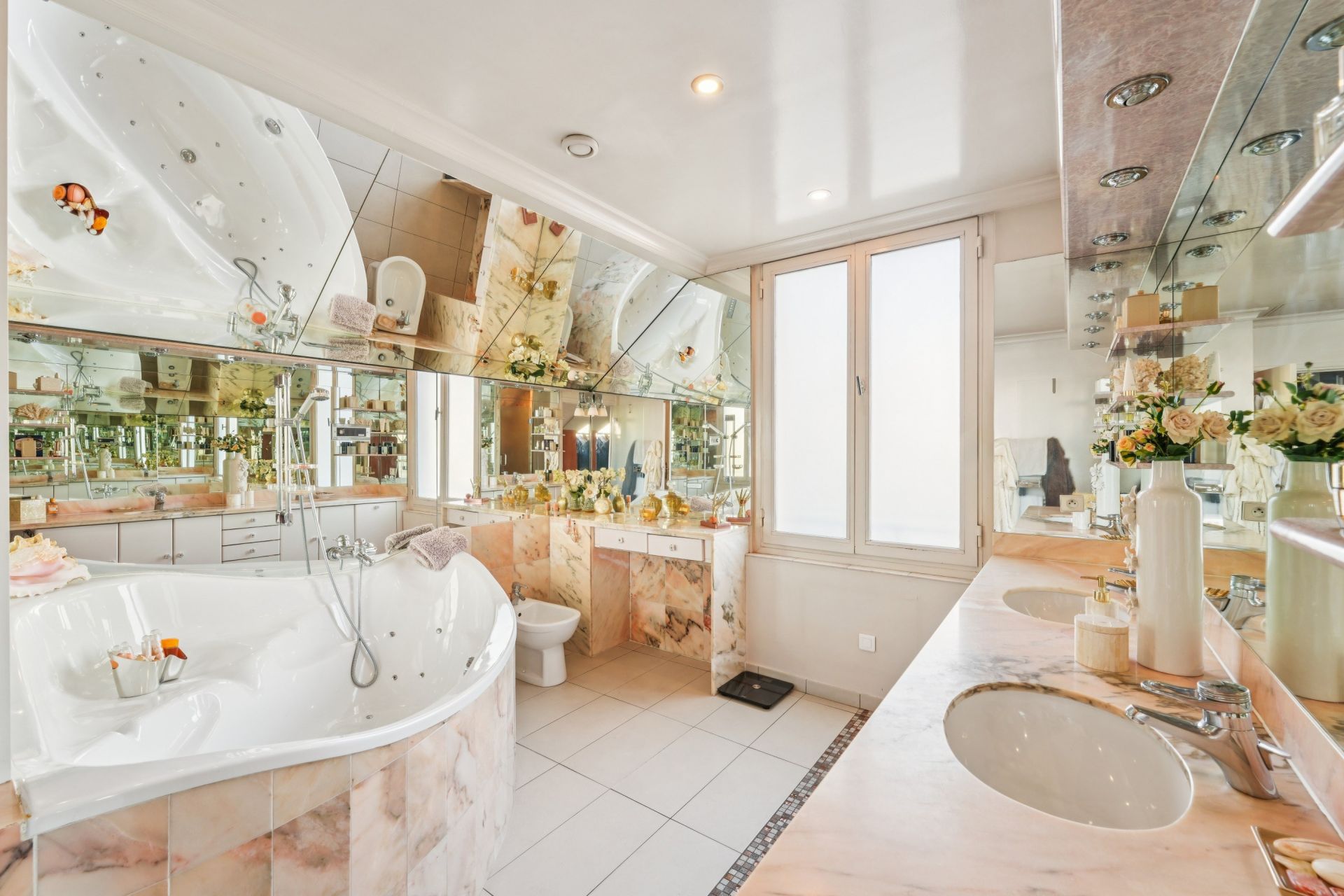 maison de luxe 10 Pièces en vente sur NEUILLY SUR SEINE (92200)