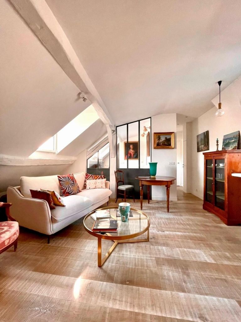 luxury apartment 2 Rooms for sale on PARIS (75006)