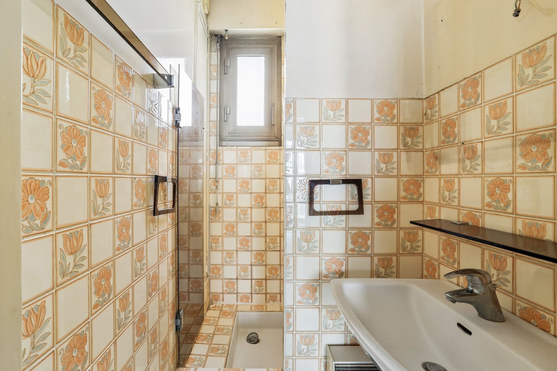 luxury apartment 4 Rooms for sale on PARIS (75017)