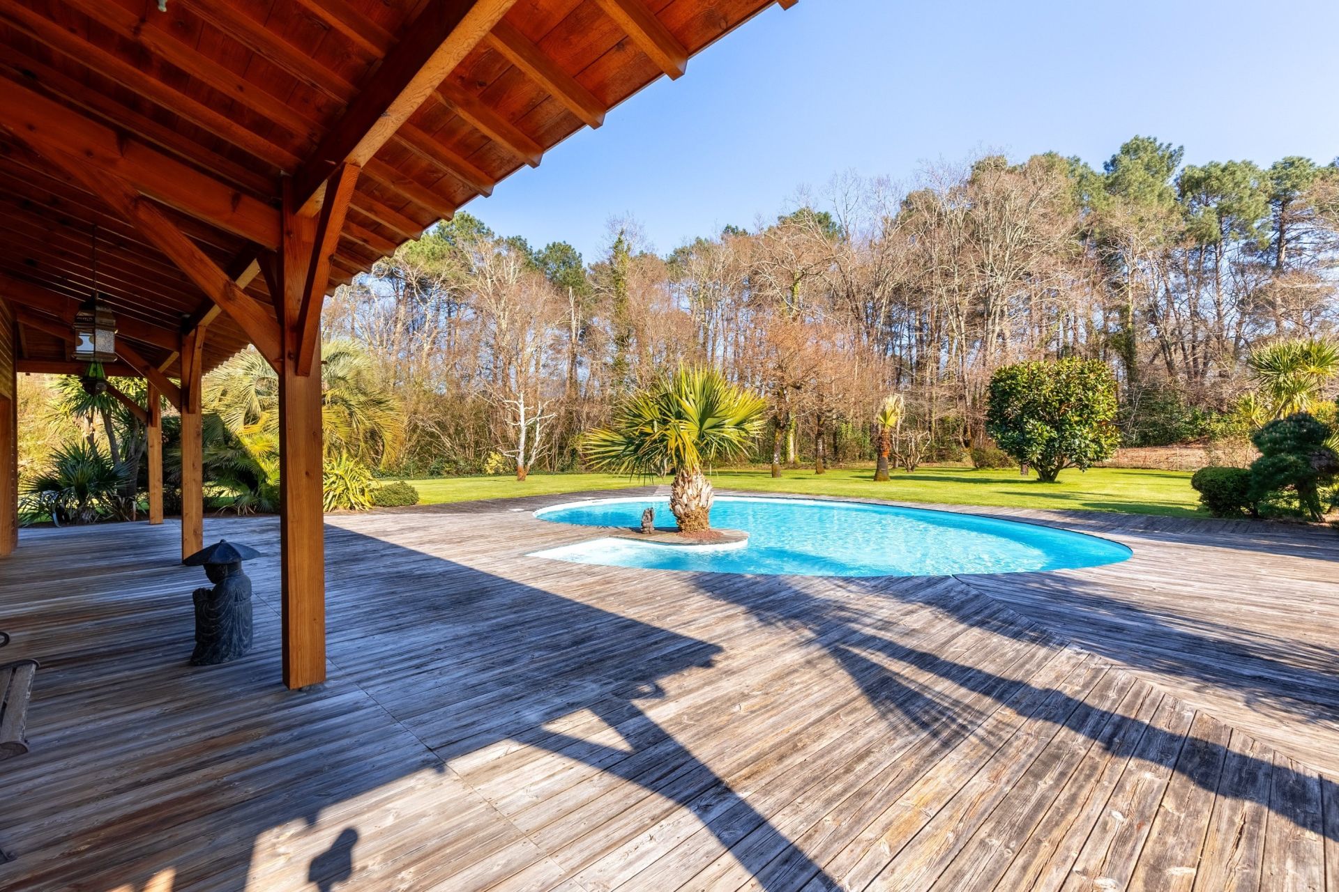 luxury house 5 Rooms for sale on SANGUINET (40460)