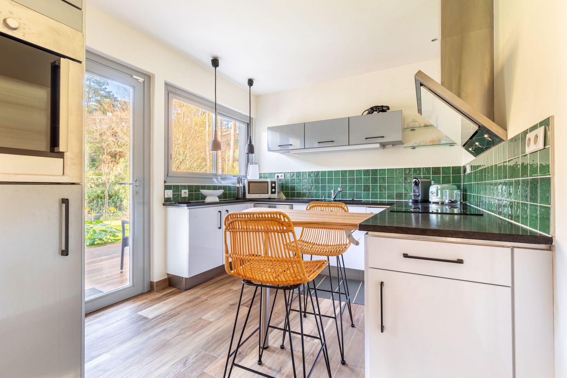 luxury house 6 Rooms for sale on ARCACHON (33120)