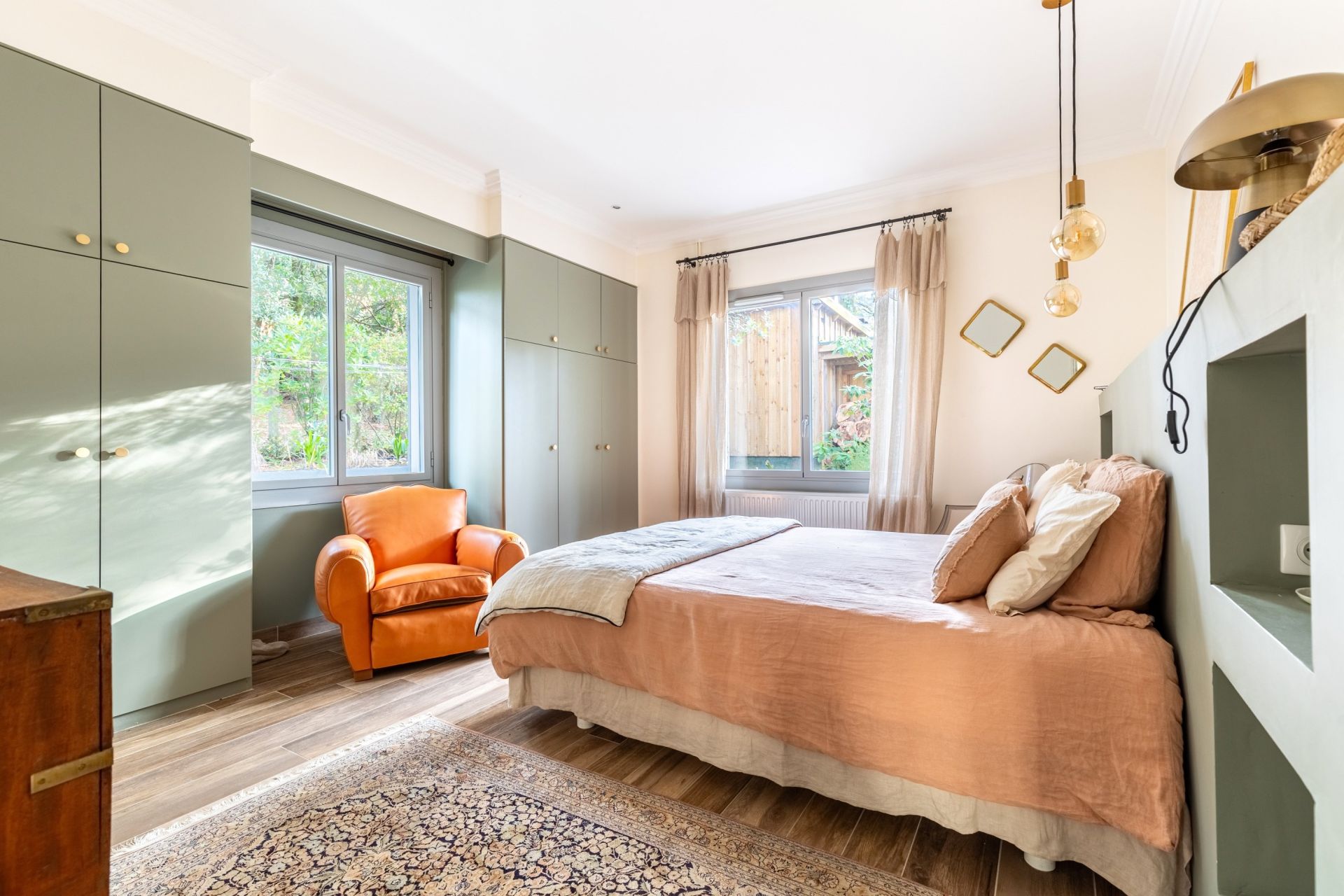 luxury house 6 Rooms for sale on ARCACHON (33120)