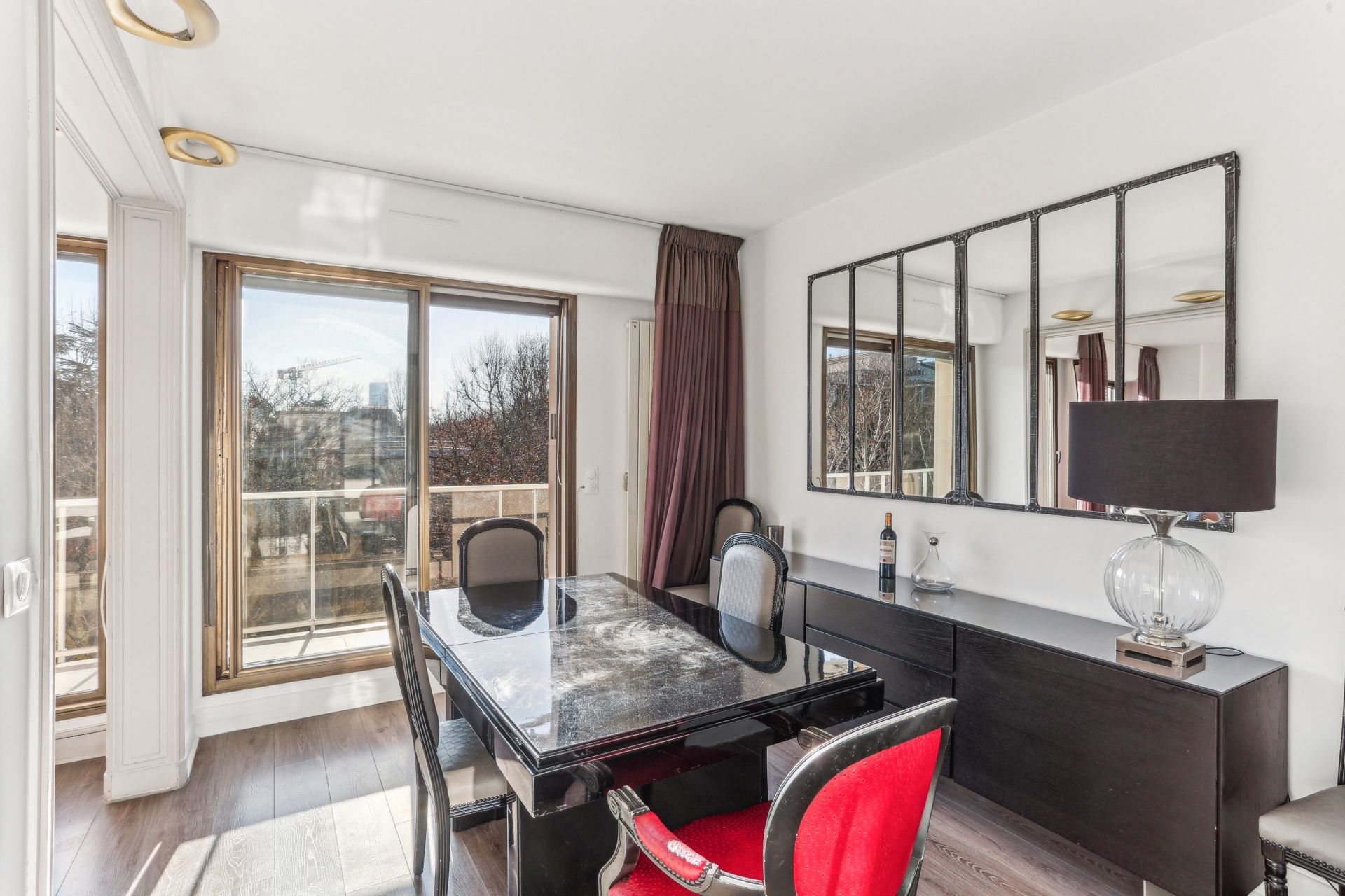 luxury apartment 4 Rooms for sale on NEUILLY SUR SEINE (92200)