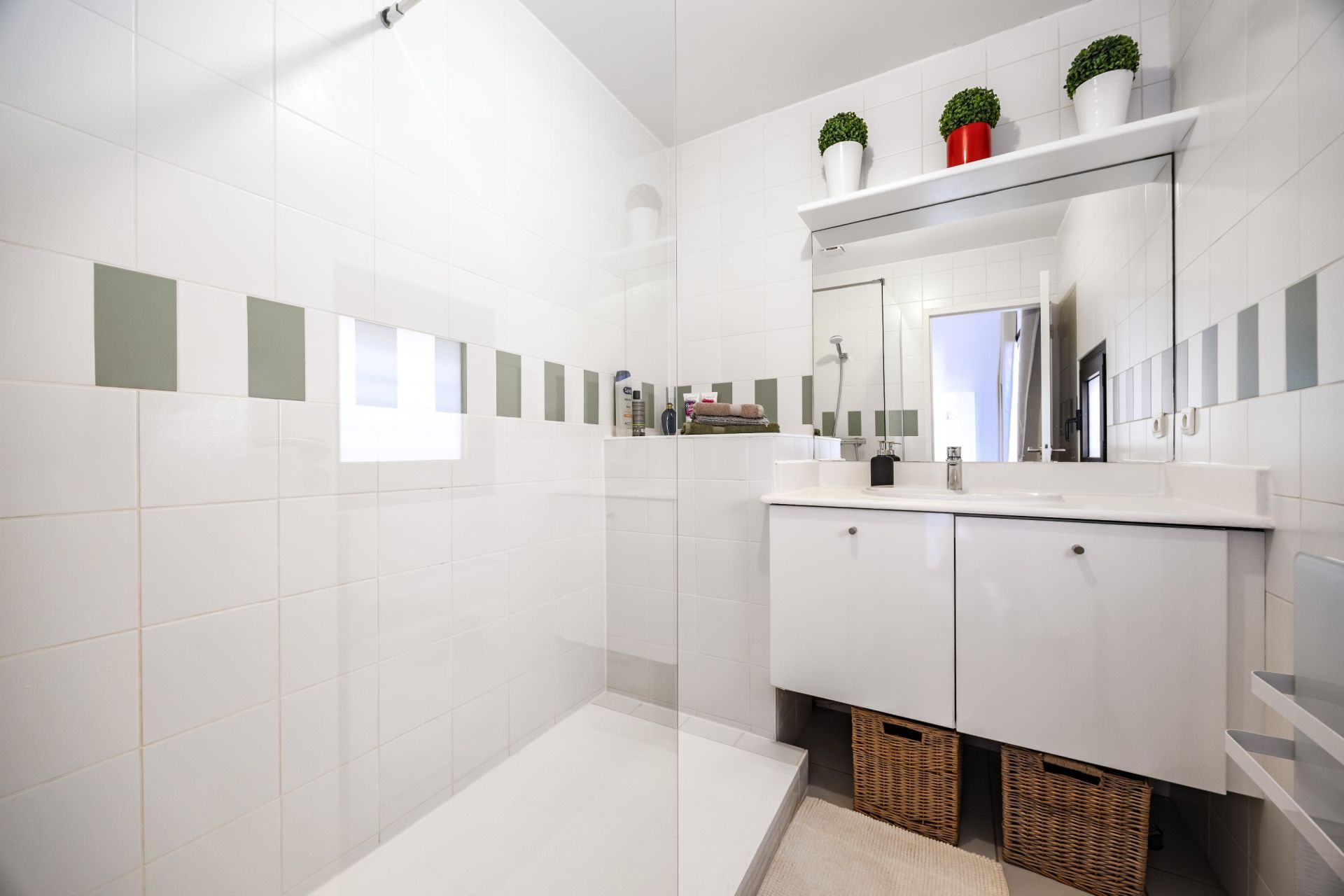 luxury apartment 4 Rooms for sale on PERPIGNAN (66000)
