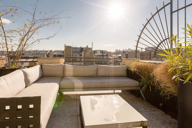 luxury apartment 4 Rooms for sale on PARIS (75016)