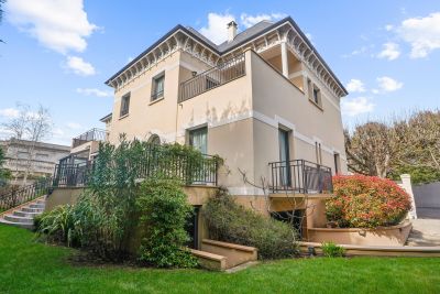 Vente Maison de luxe La Varenne St Hilaire 6&nbsp;Pièces 772&nbsp;m²