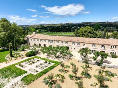 Vente Maison de luxe Maussane-les-Alpilles 25&nbsp;Pièces 1300&nbsp;m²