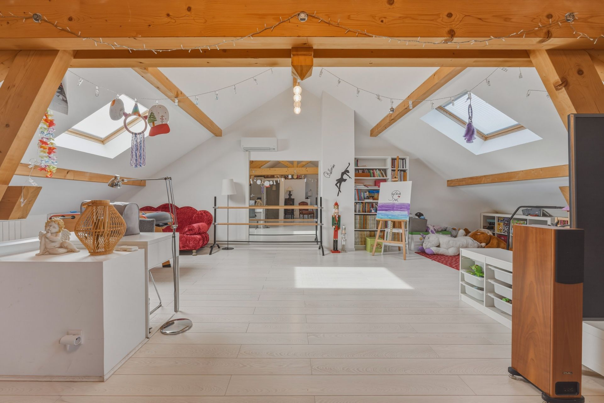 maison de luxe 10 Pièces en vente sur CHALLEX (01630)