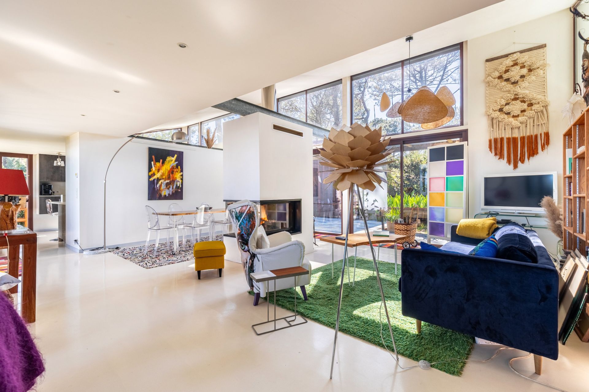 luxury house 5 Rooms for sale on LACANAU (33680)