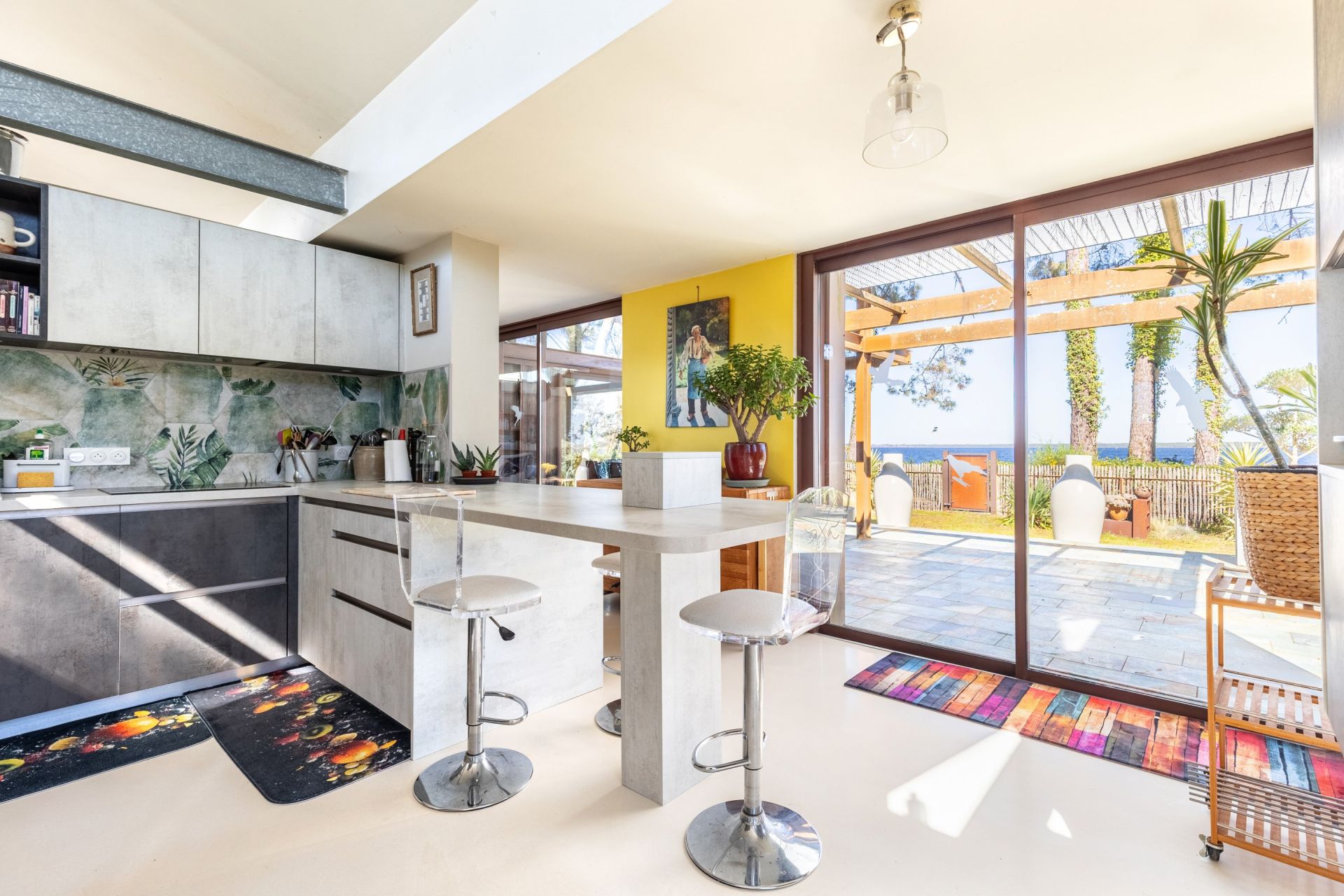 luxury house 5 Rooms for sale on LACANAU (33680)