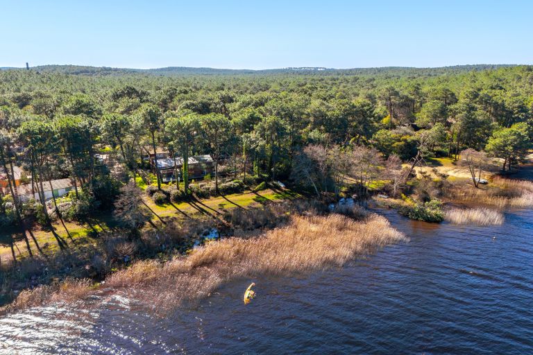 luxury house 5 Rooms for sale on LACANAU (33680)