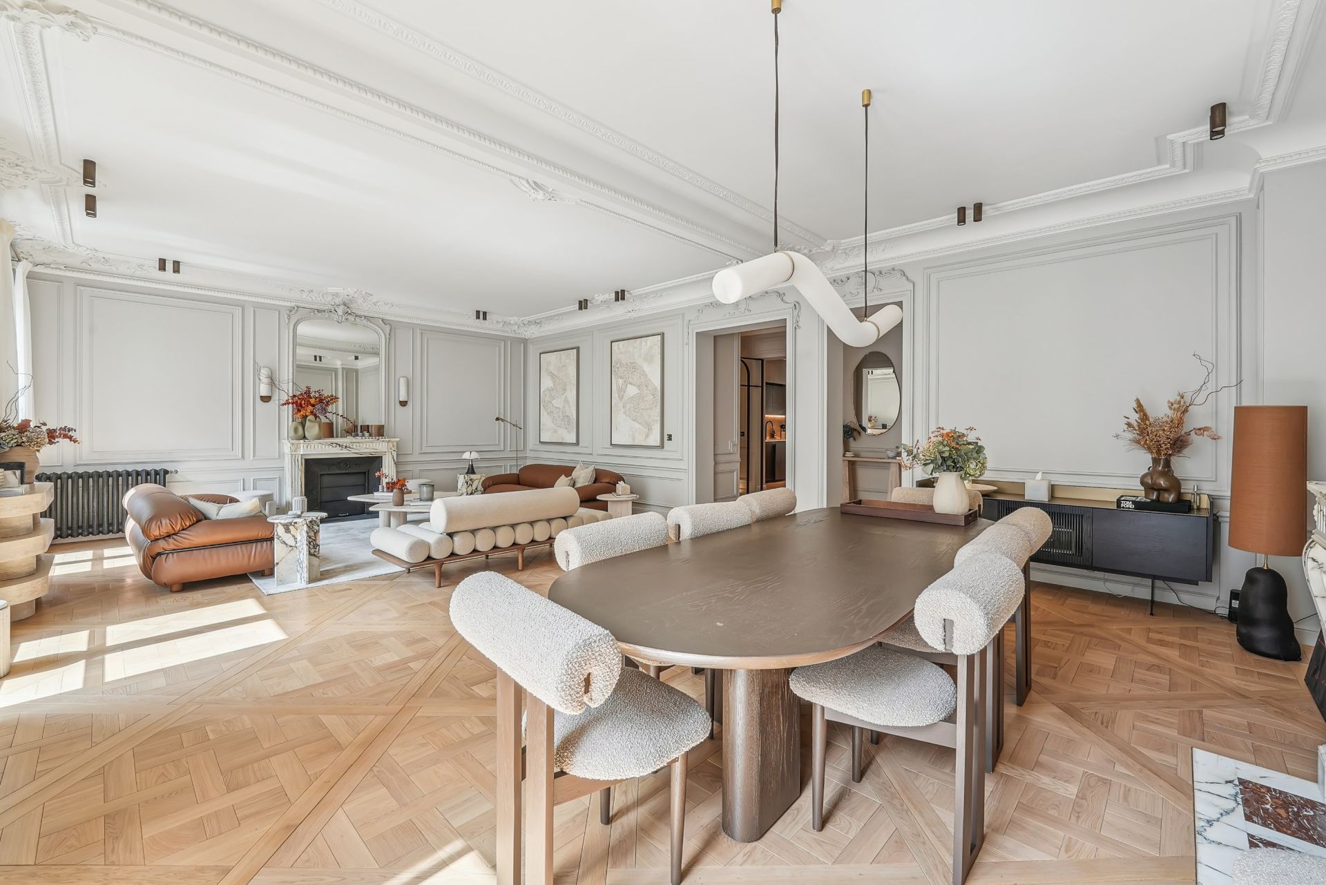 luxury apartment 6 Rooms for sale on PARIS (75016)