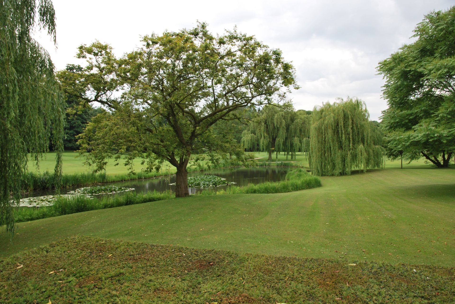 luxury house 10 Rooms for sale on VILLENEUVE D ASCQ (59650)