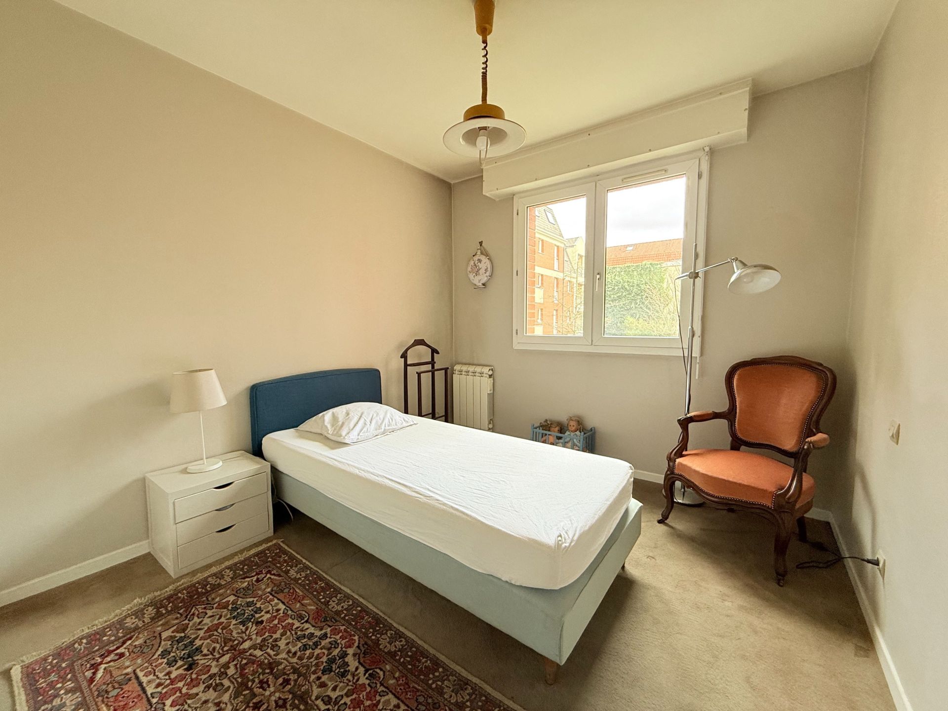 luxury apartment 5 Rooms for sale on LILLE (59800)