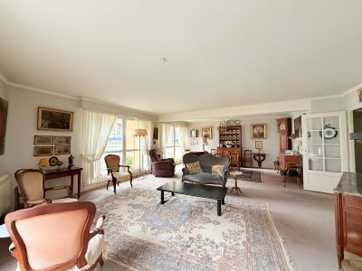 Sale Luxury apartment Lille 5&nbsp;Rooms 128&nbsp;m²