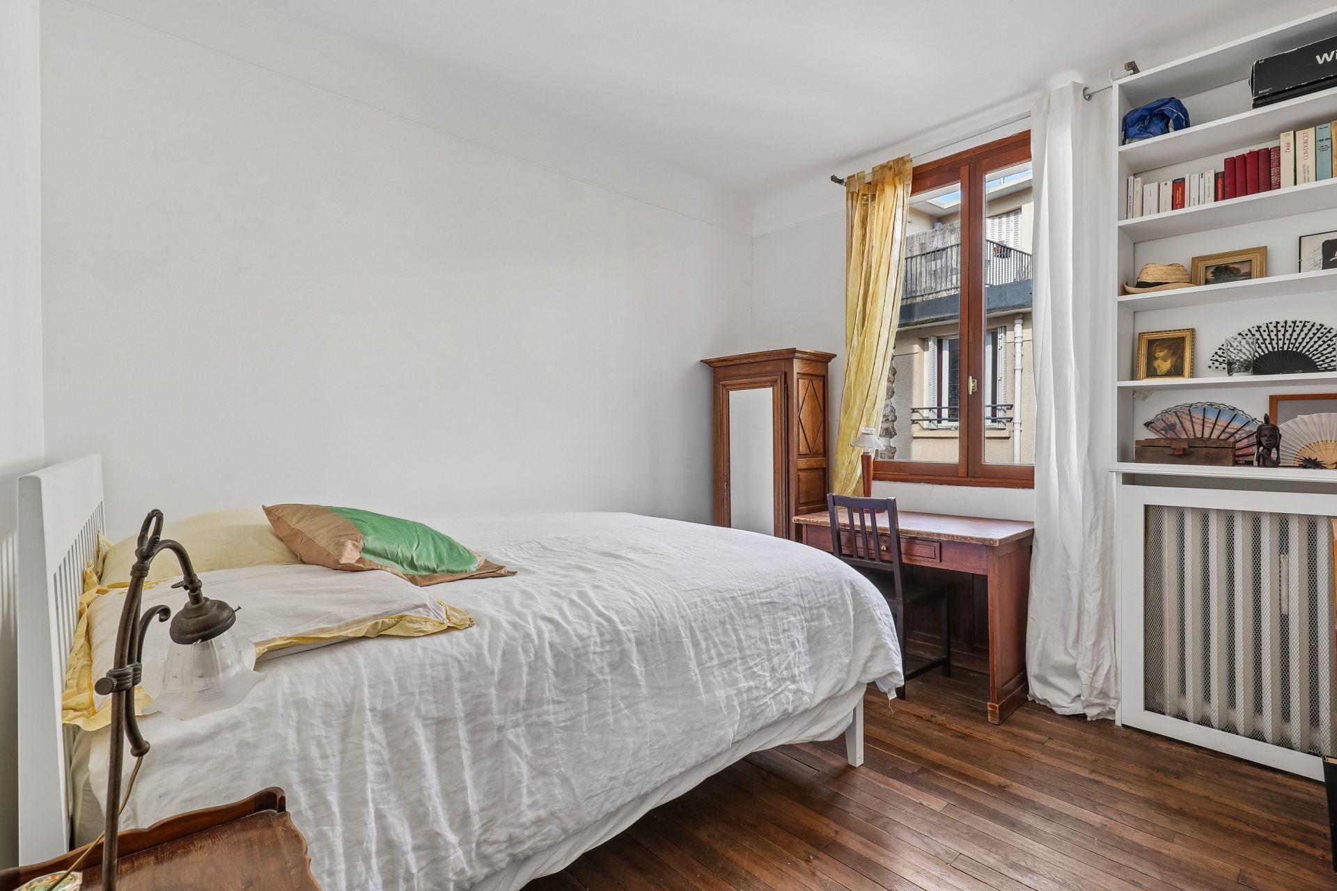 luxury house 7 Rooms for sale on PARIS (75019)