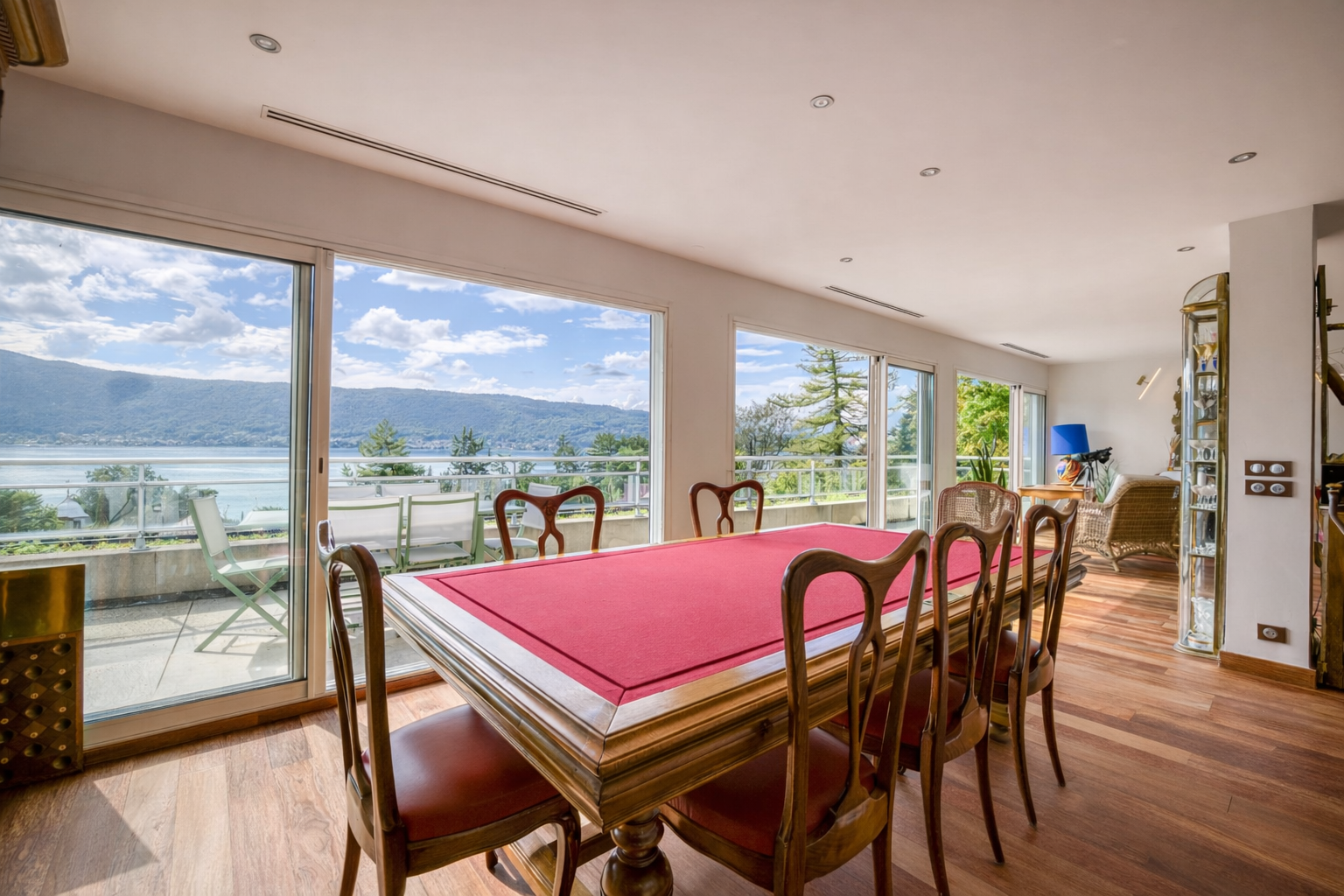 appartement de luxe 8 Pièces en vente sur VEYRIER DU LAC (74290)