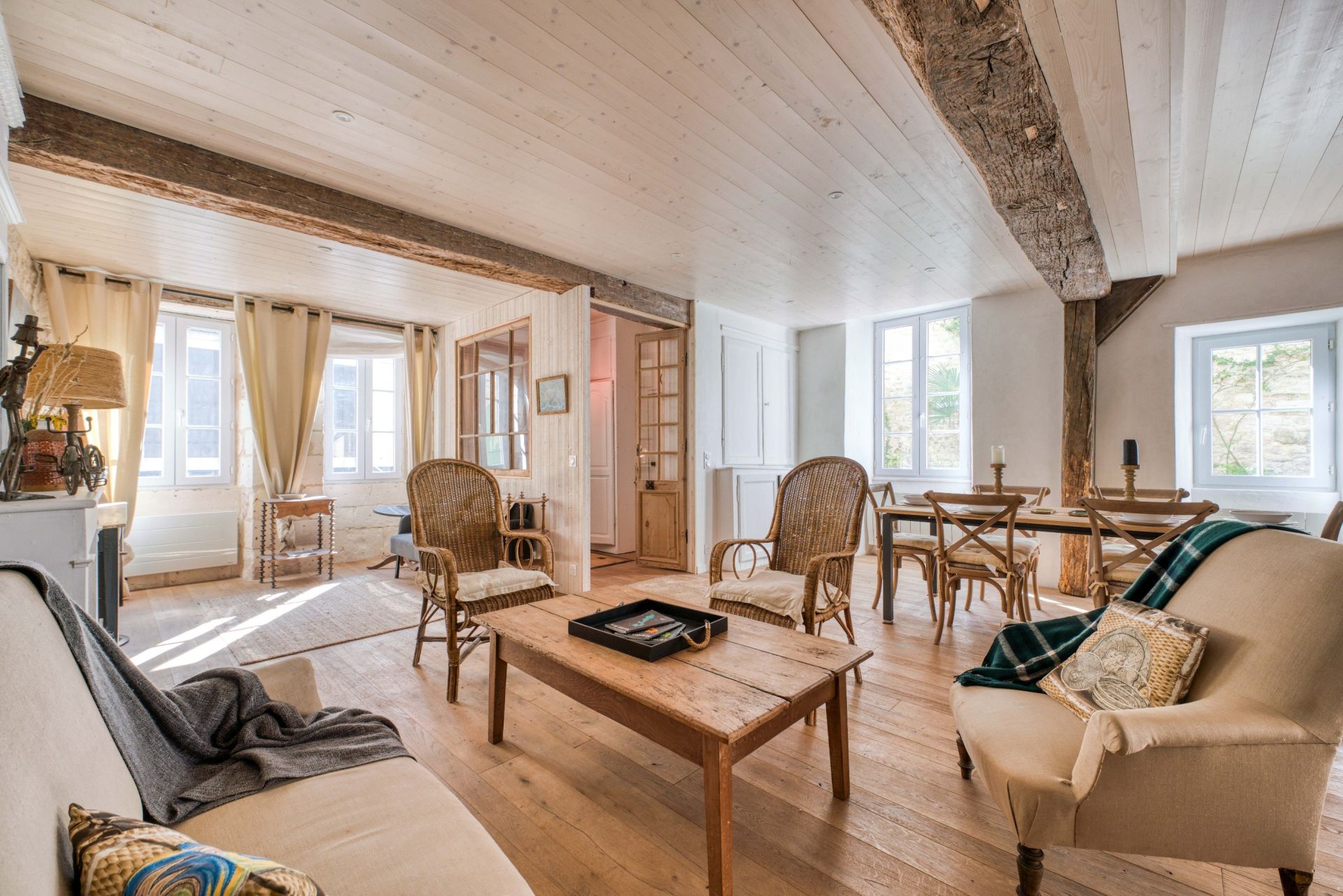 luxury house 4 Rooms for sale on ST MARTIN DE RE (17410)