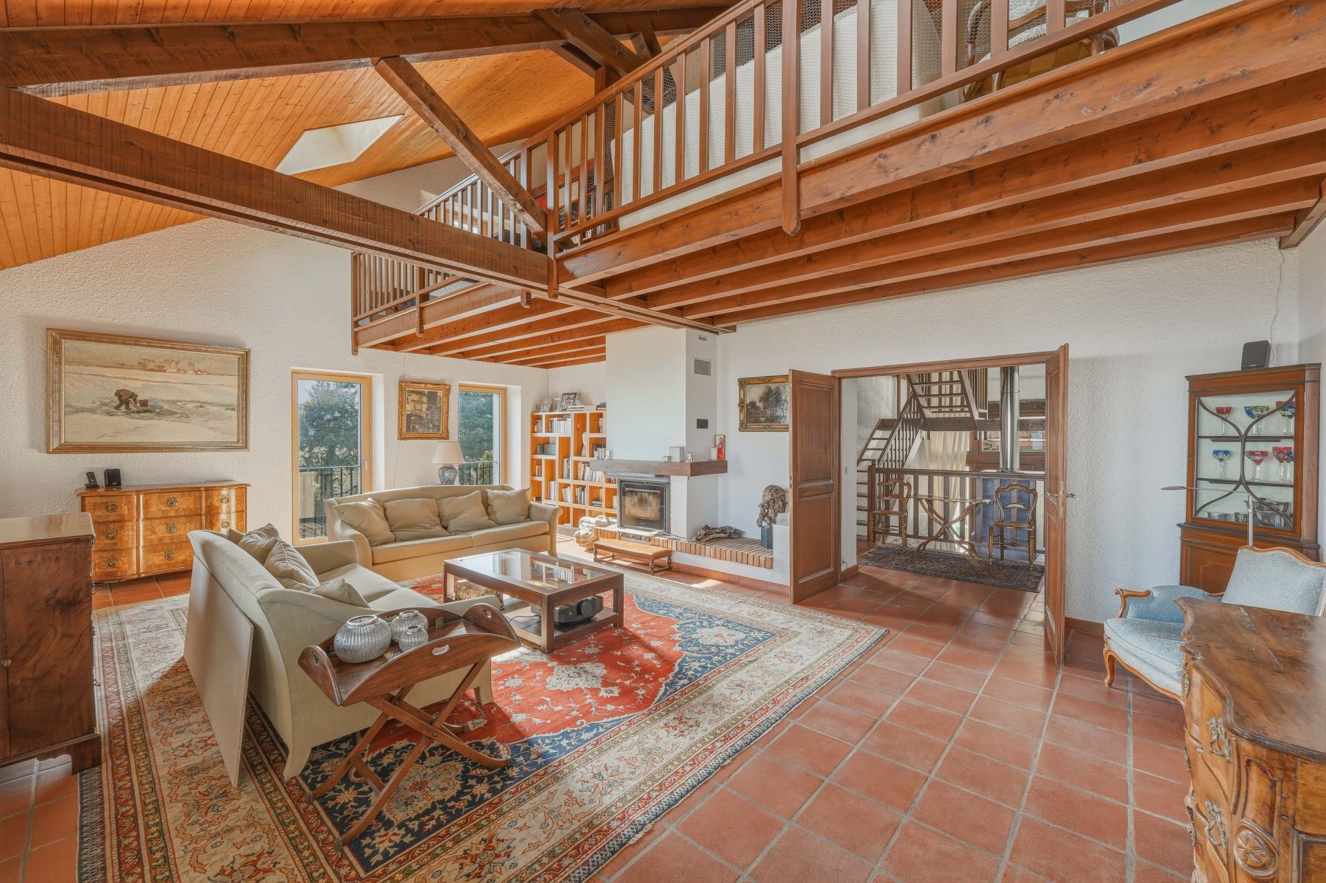 luxury house 12 Rooms for sale on GRILLY (01220)