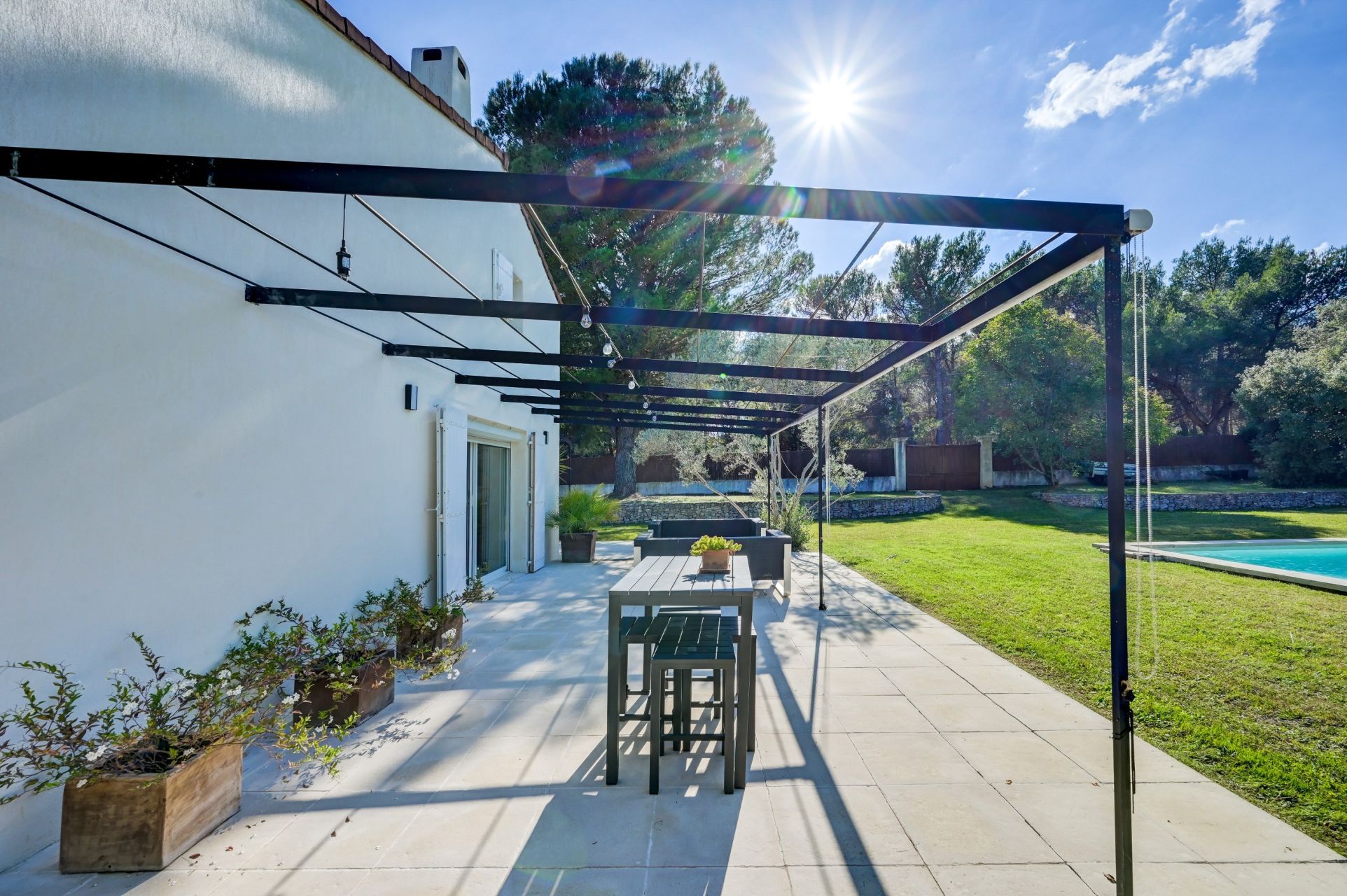 maison de luxe 6 Pièces en vente sur EGUILLES (13510)