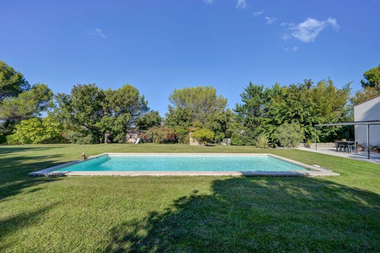 maison de luxe 6 Pièces en vente sur EGUILLES (13510)