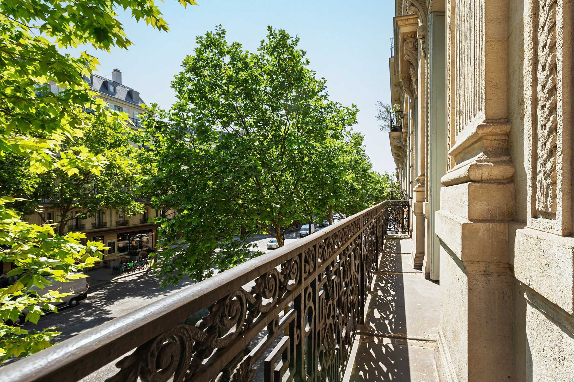 luxury apartment 8 Rooms for sale on PARIS (75008)
