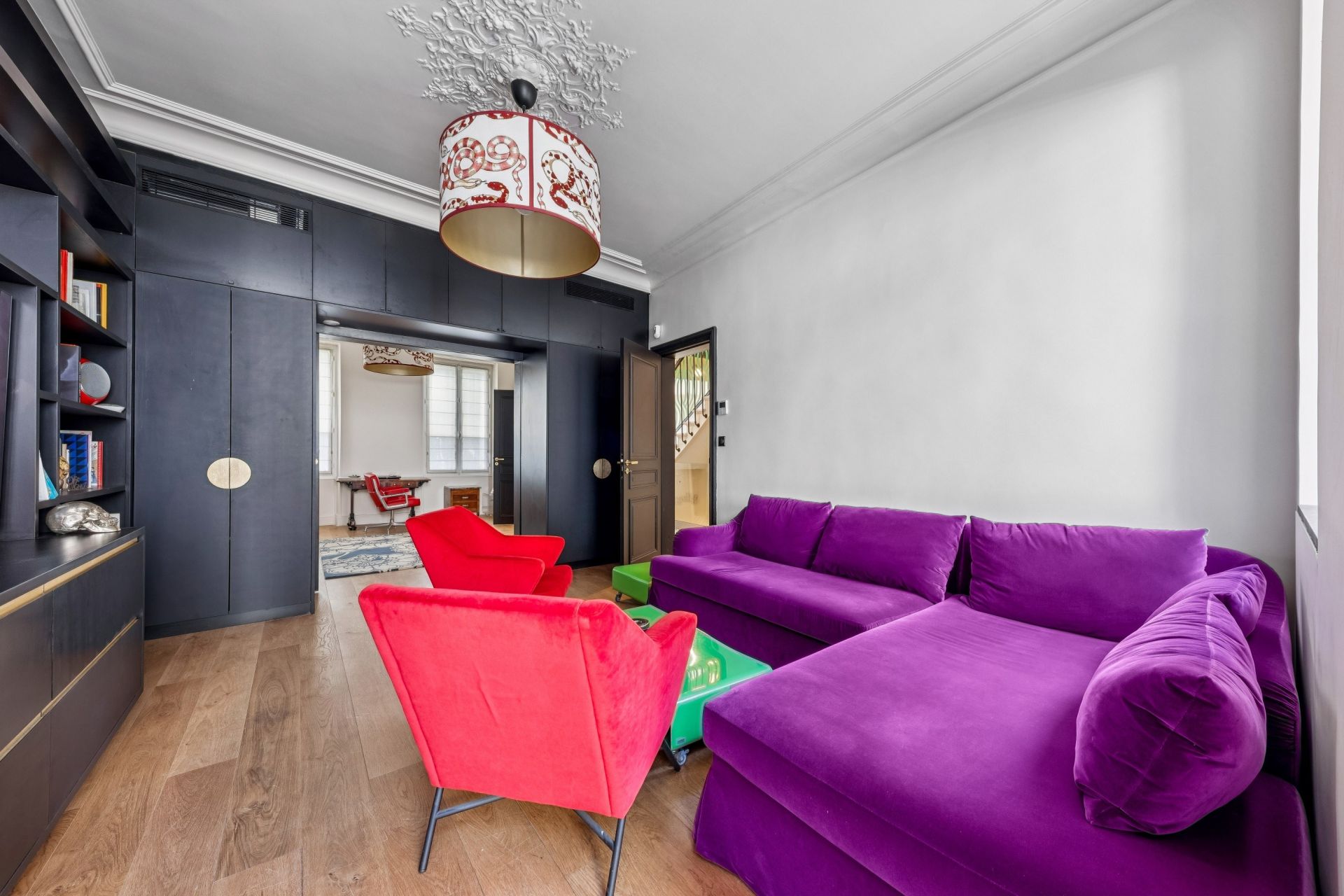 townhouse 8 Rooms for sale on PARIS (75016)