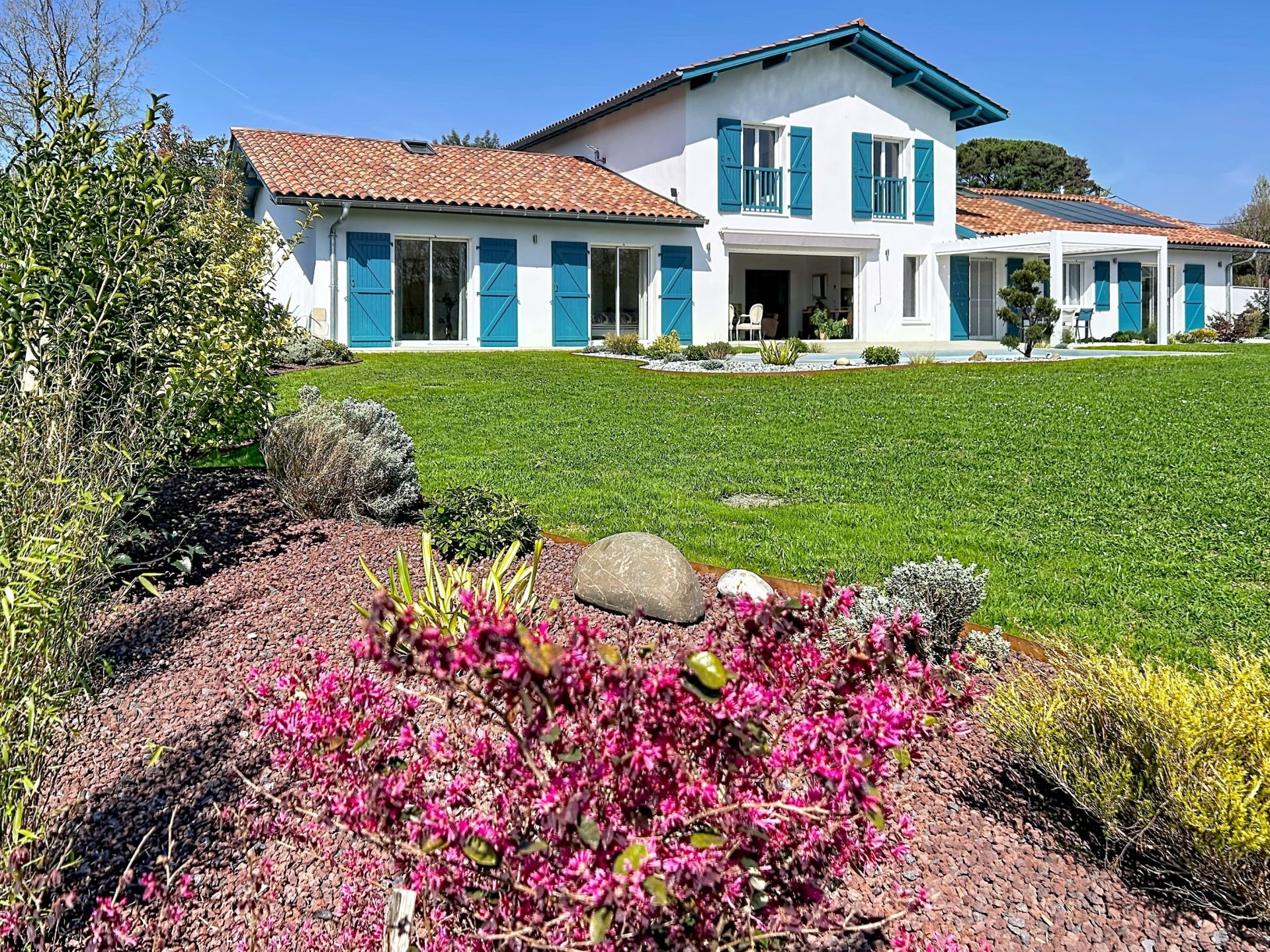 luxury house 11 Rooms for sale on ARCANGUES (64200)