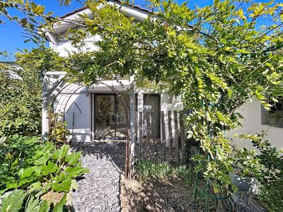 Sale Luxury house Saint-Jean-de-Luz 4&nbsp;Rooms 125&nbsp;m²