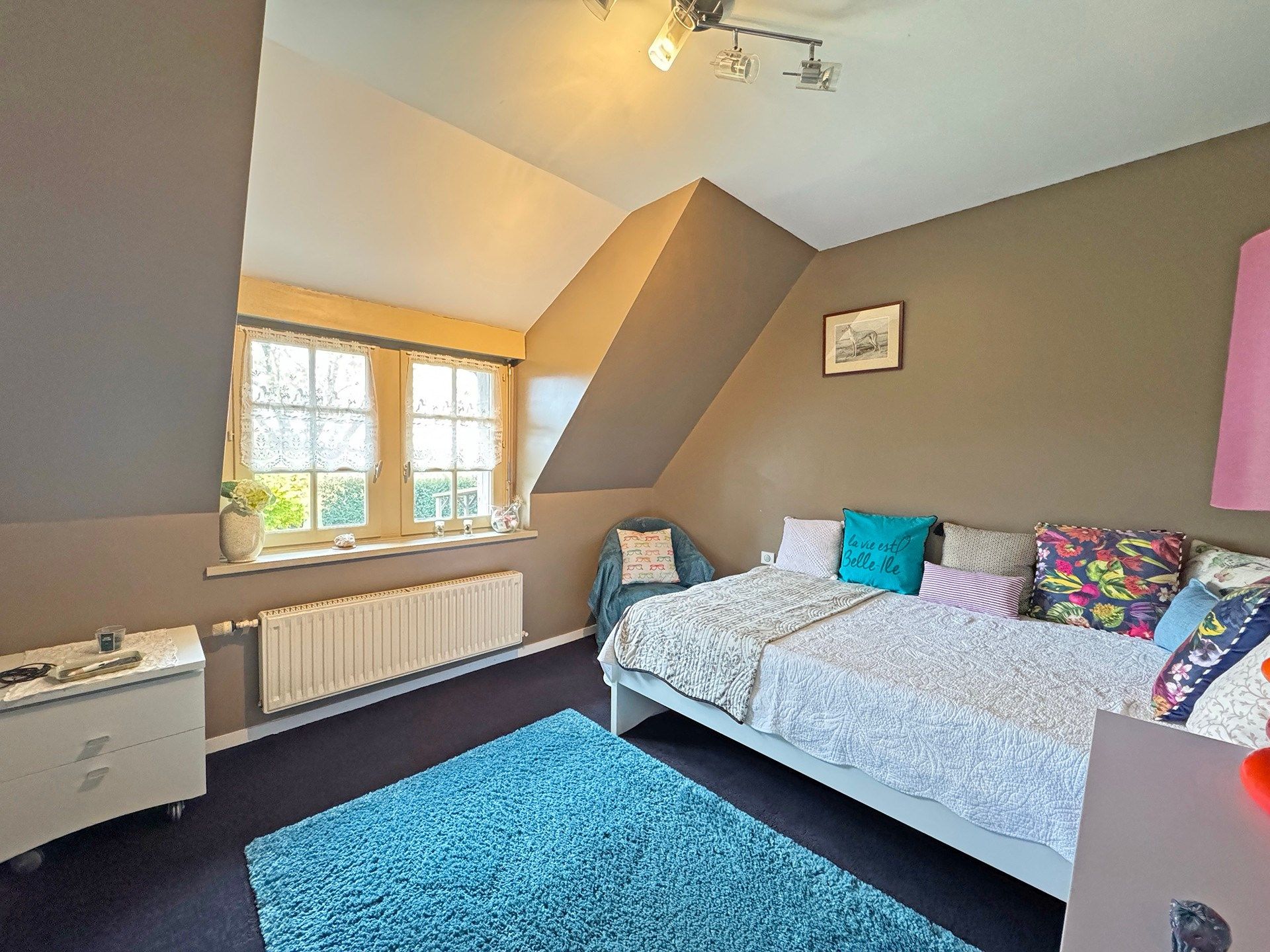 luxury house 7 Rooms for sale on QUIMPER (29000)