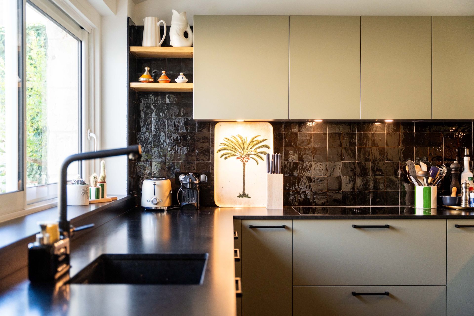 luxury house 8 Rooms for sale on ST MARTIN DE RE (17410)