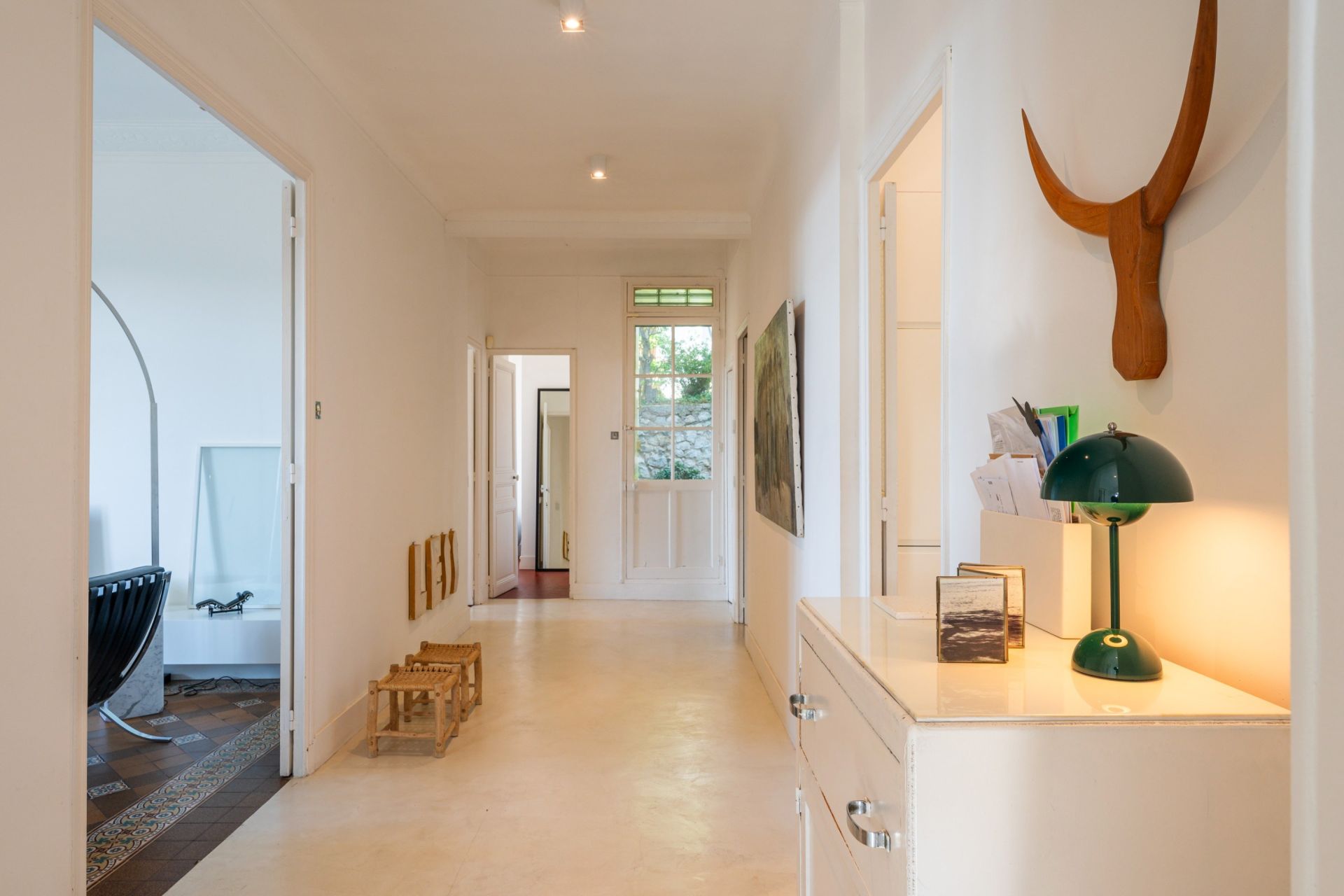 luxury house 3 Rooms for sale on MARSEILLE (13007)