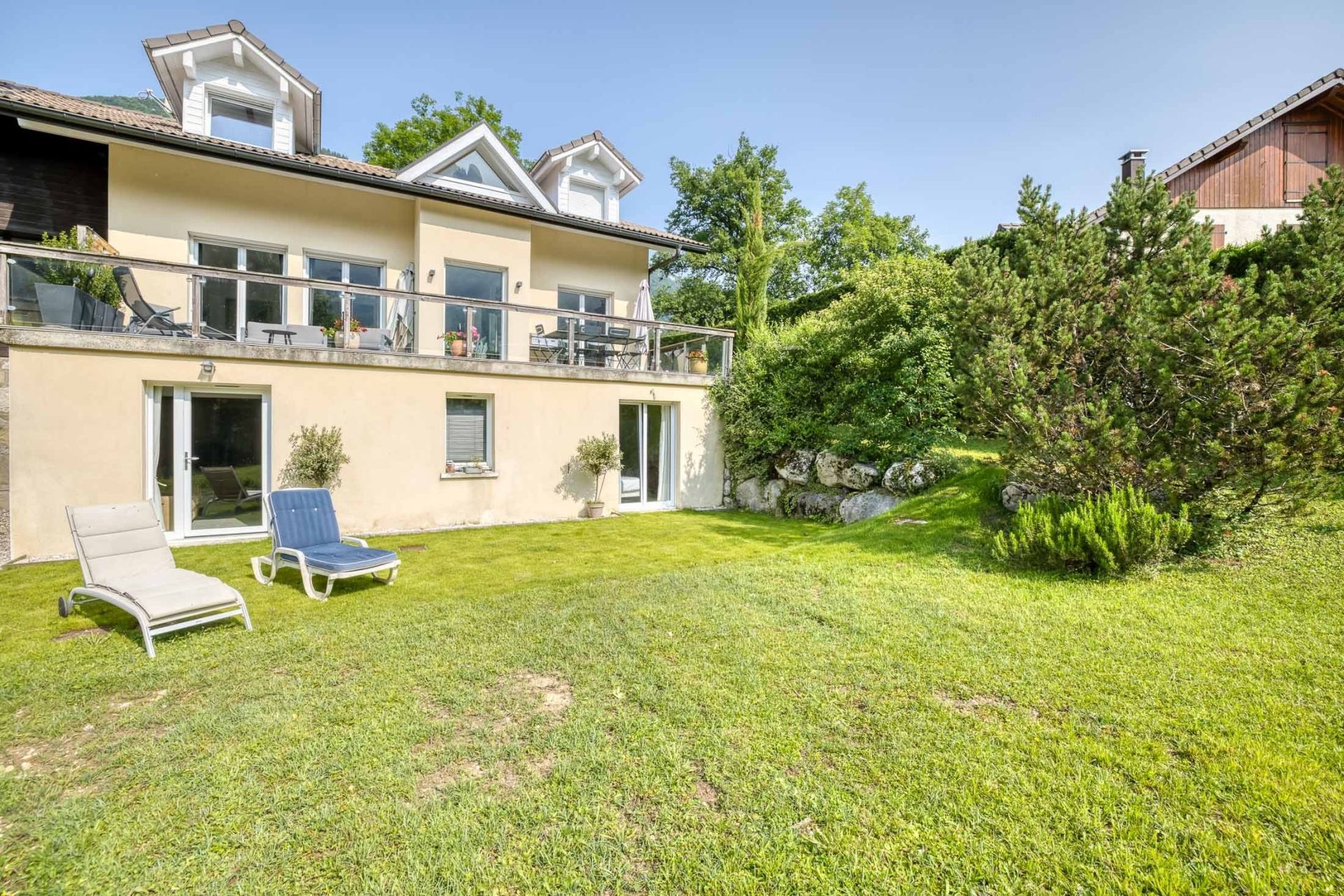 maison de luxe 10 Pièces en vente sur BLUFFY (74290)