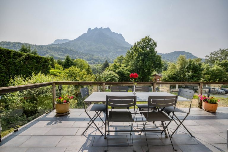 maison de luxe 10 Pièces en vente sur BLUFFY (74290)