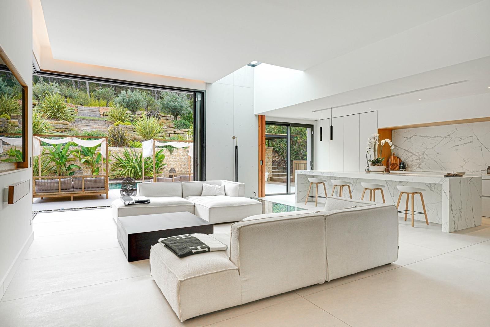 luxury house 6 Rooms for rent on AIX EN PROVENCE (13100)