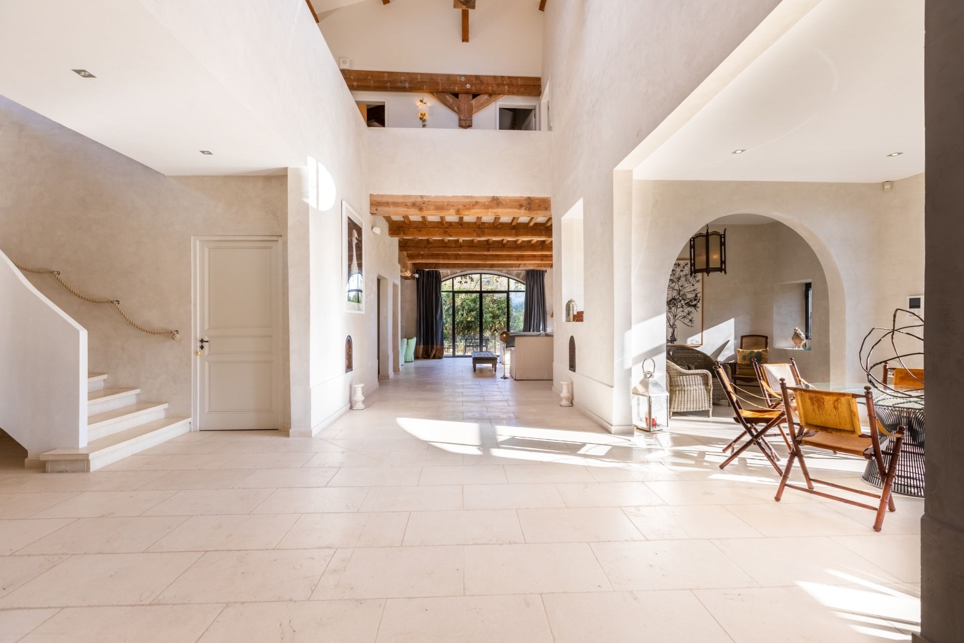 maison de luxe 20 Pièces en vente sur LAGRASSE (11220)