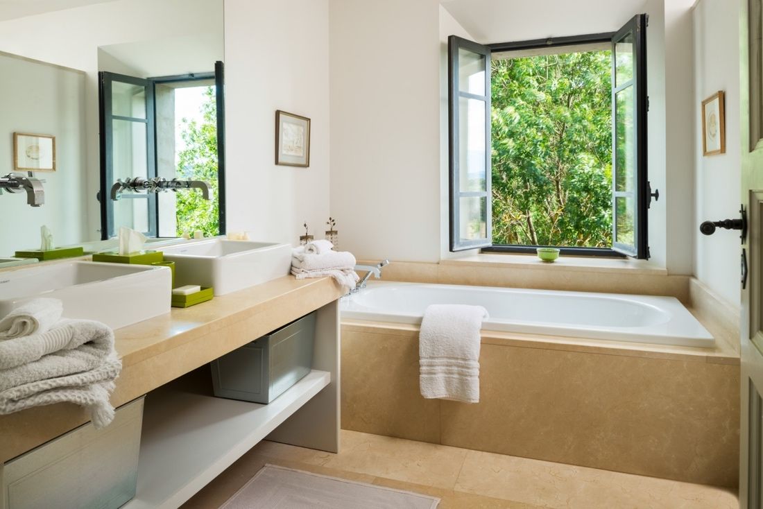 maison de luxe 20 Pièces en vente sur LAGRASSE (11220)