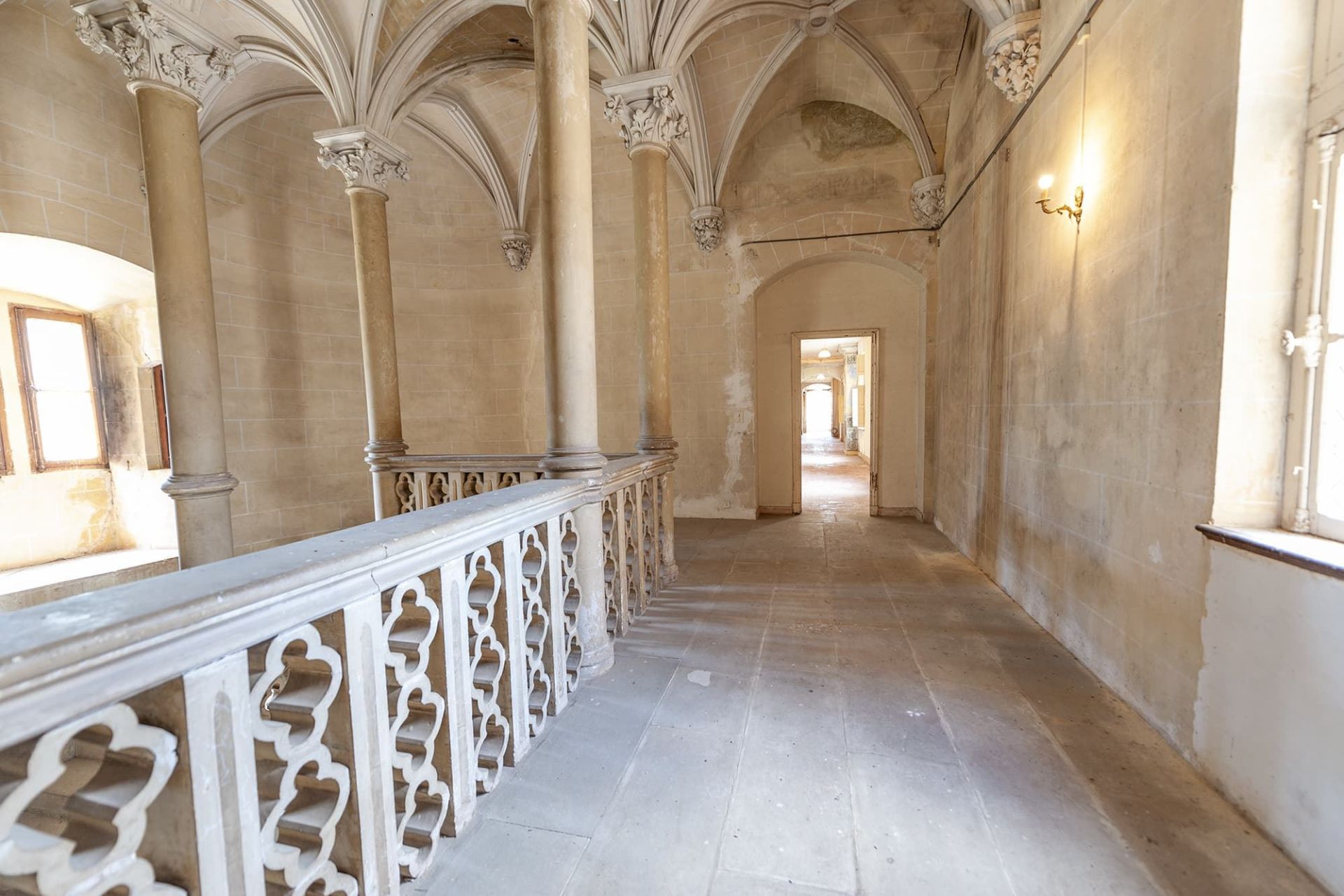 château 40 Pièces en vente sur BIZANET (11200)